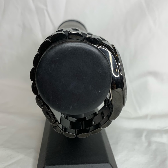 Michael Kors oversized World Map Watch - Picture 3 of 5